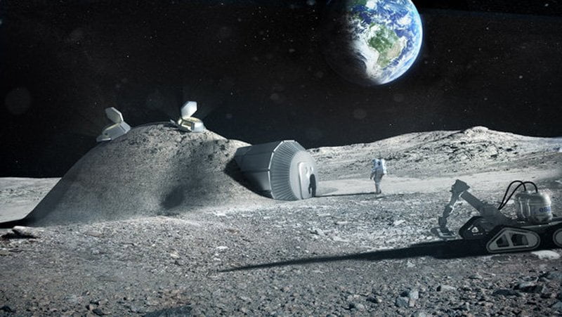 Russia just announced that it’s sending humans to the moon