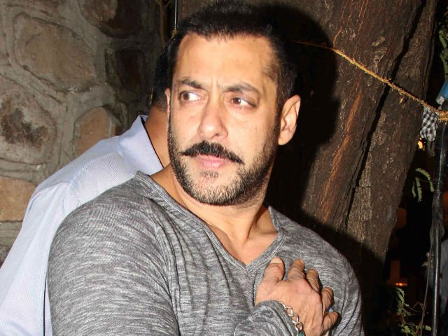 Salman Khan Acquitted: Government Studying Verdict, Says Devendra Fadnavis