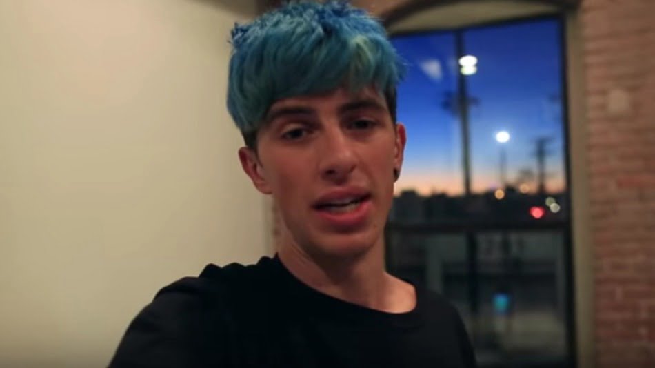Hated YouTube prankster Sam Pepper quits the Internet