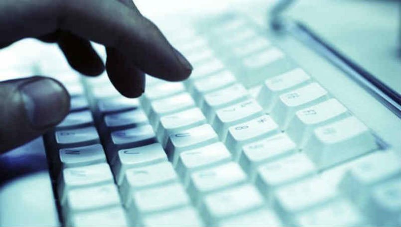 Maharashtra, Tamil Nadu has the highest Internet userbase in India