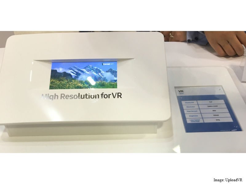 Samsung Unveils 5.5-Inch 4K Smartphone Display Prototype for VR
