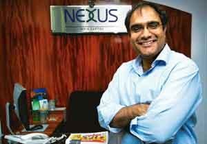 VC firms’ new mantra: hold your capital