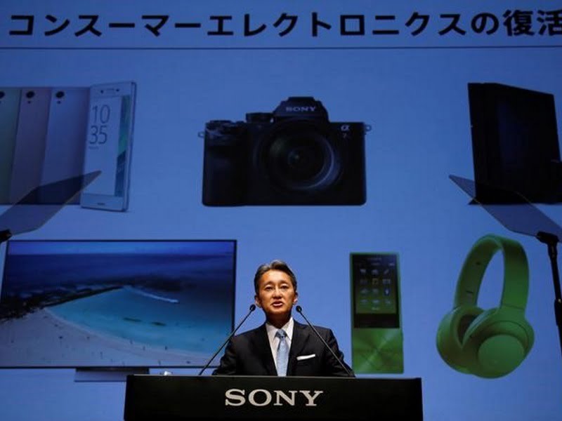 Sony Lifts sales goal for video games, but Cuts Outlook for photo Sensors