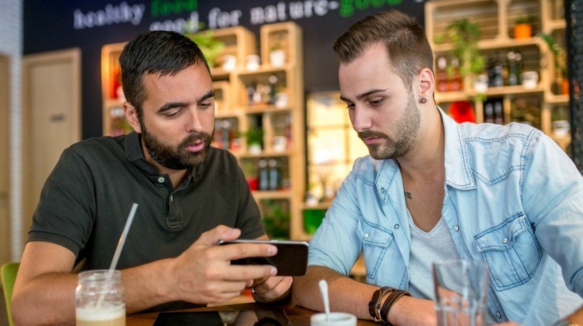 9 Questions to Ask When Building a Mobile App