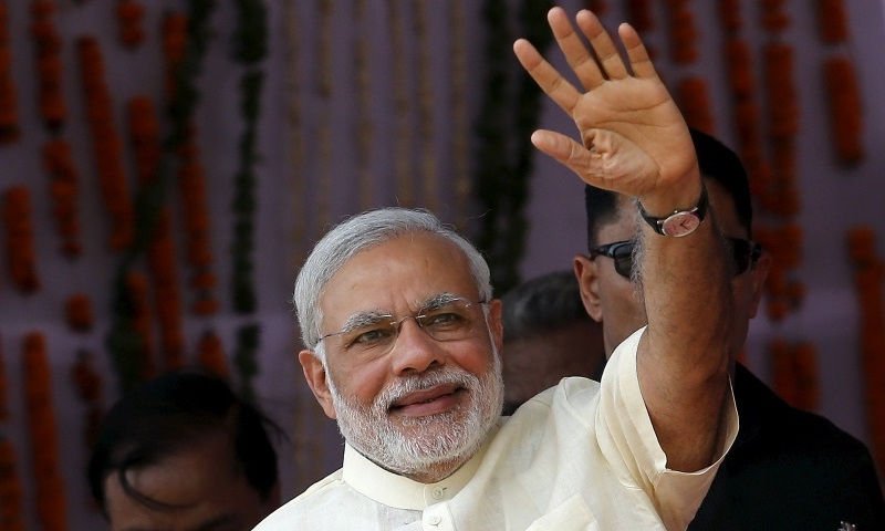 PM Modi Asks Youth of the Nation to Help Make India a Cashless Society