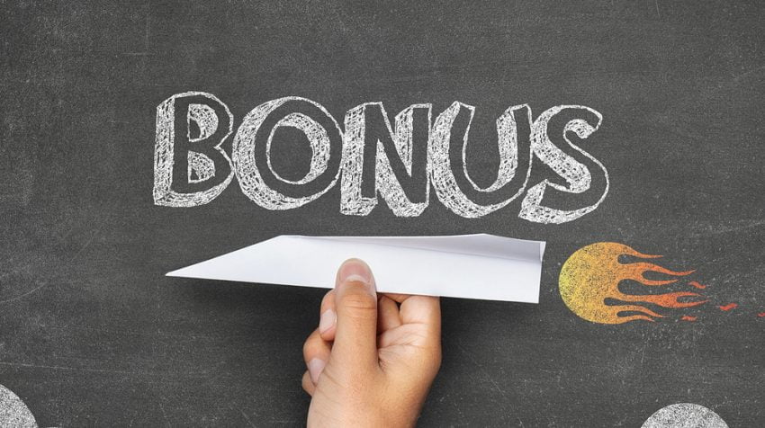 As the Job Market Heats Up, Consider These Bonuses to Keep Employees Happy