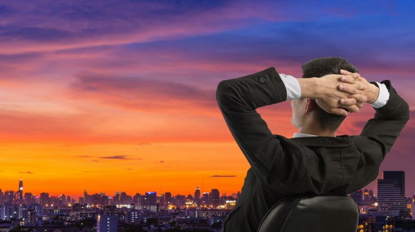 Is Bigger Better? Office Politics and Working Real Estate Space