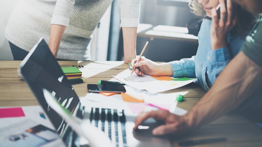 10 Top Internet Marketers Who Will Help You Keep Your Competitive Edge