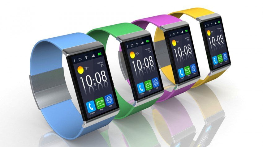People More Likely To Choose a Smartwatch Over Glasses