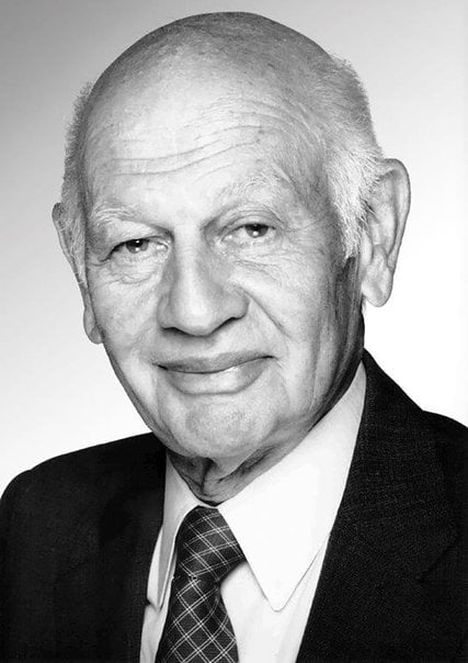 Leonard Litwin, New York Real Estate Mogul, Dies at 102