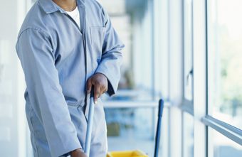 Selecting a Cleaning Crew for Your Business
