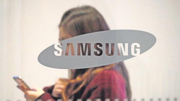 Samsung ends mobile phone production in China as it expands facility in India