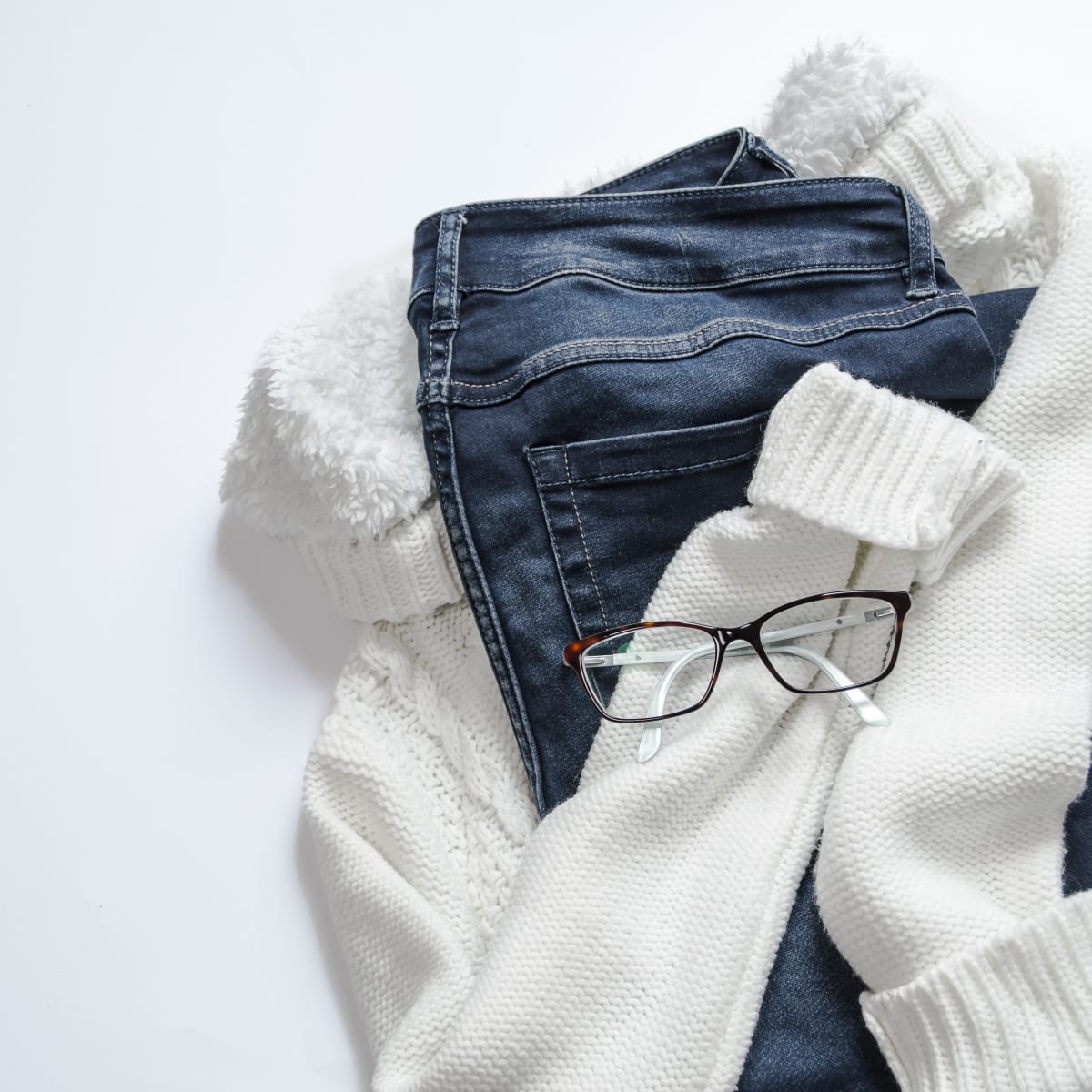 LINDA GAUNT COMMUNICATIONS IS HIRING A SENIOR DIGITAL ACCOUNT MANAGER IN NEW YORK, NY