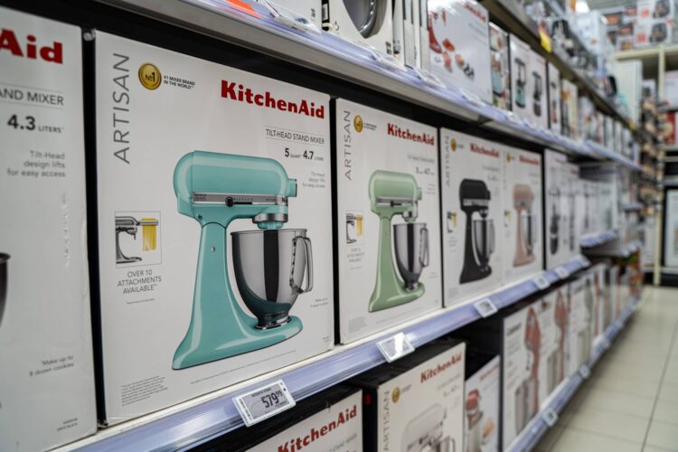 KitchenAid Artisan Plus vs Smart Mixers: Why Simplicity Still Wins in 2026
