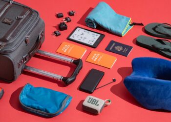 Gadgets and Tech for Travel Bloggers on the Move